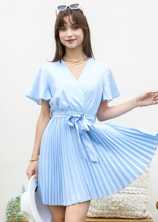 Classic Solid Color Pleated Dress