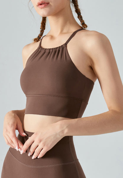 Top de cuello halter de color sólido