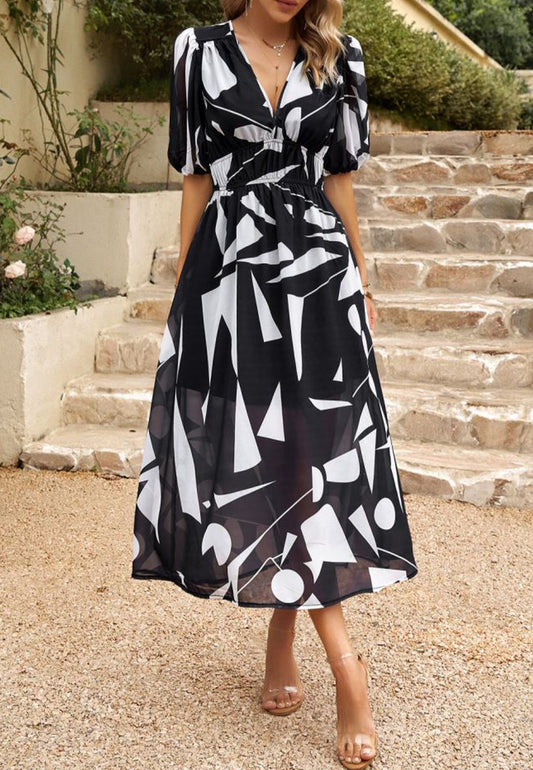 Vestido abullonado estampado con escote pronunciado