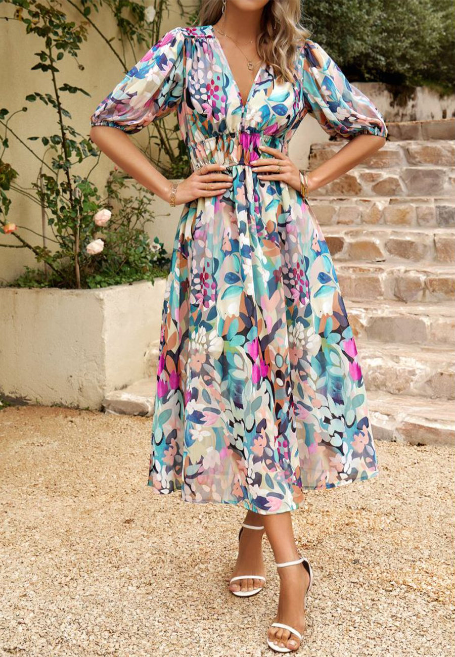 Vestido abullonado estampado con escote pronunciado