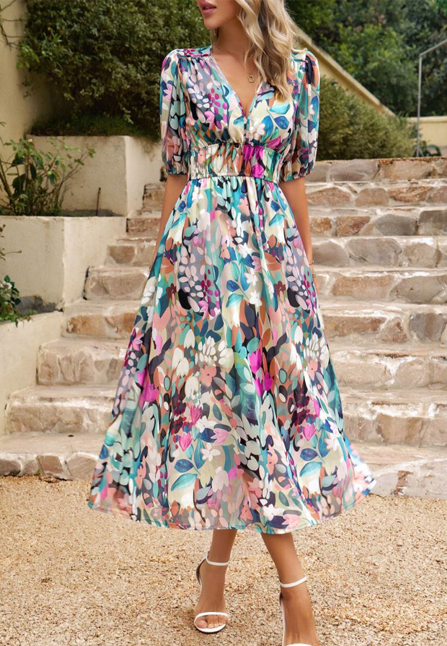 Vestido abullonado estampado con escote pronunciado