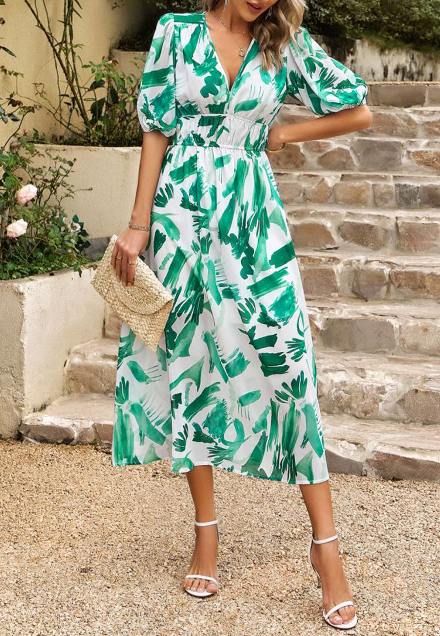 Vestido abullonado estampado con escote pronunciado