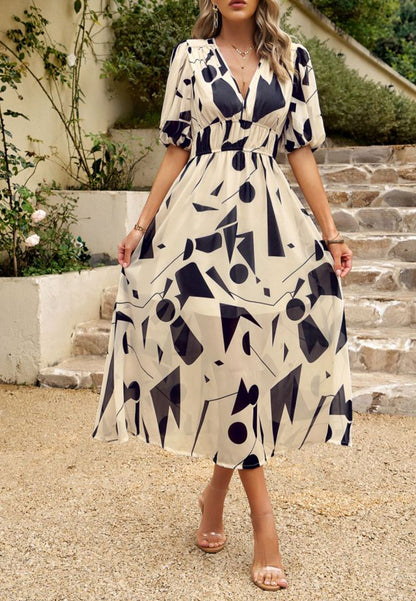 Vestido abullonado estampado con escote pronunciado