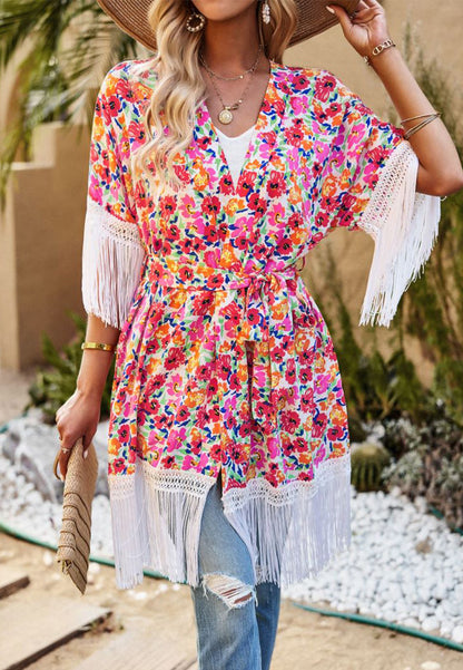 Kimono con borlas y estampado floral