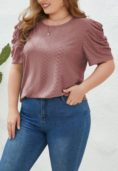 Camisa con ojales y mangas fruncidas de talla grande