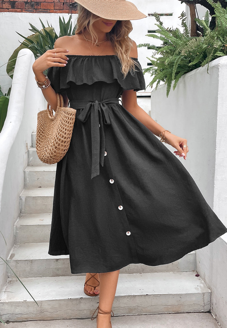 Vestido con hombros descubiertos y botones en contraste en la parte delantera