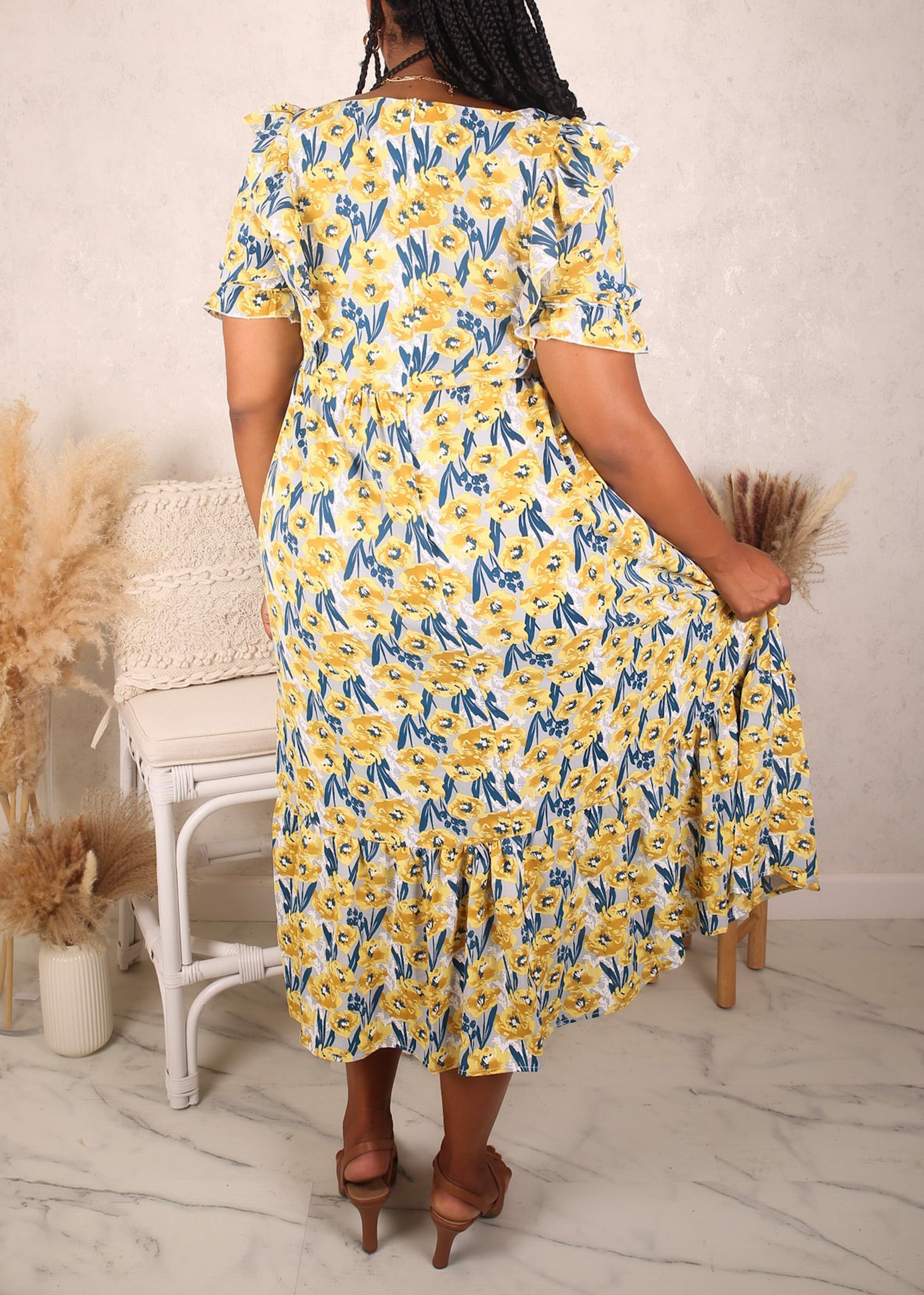 Vestido con volantes en la parte delantera, talla grande, amarillo