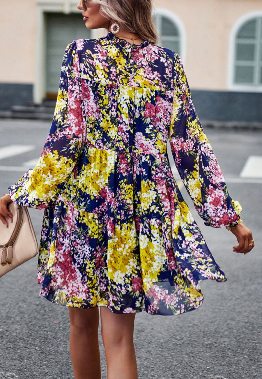Vestido con botones y cuello fruncido