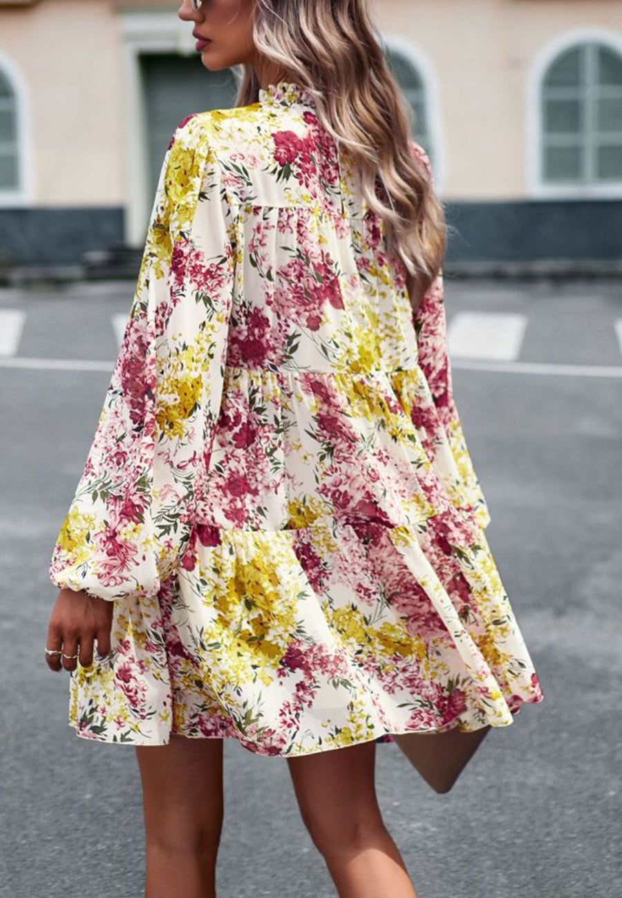 Vestido con botones y cuello fruncido