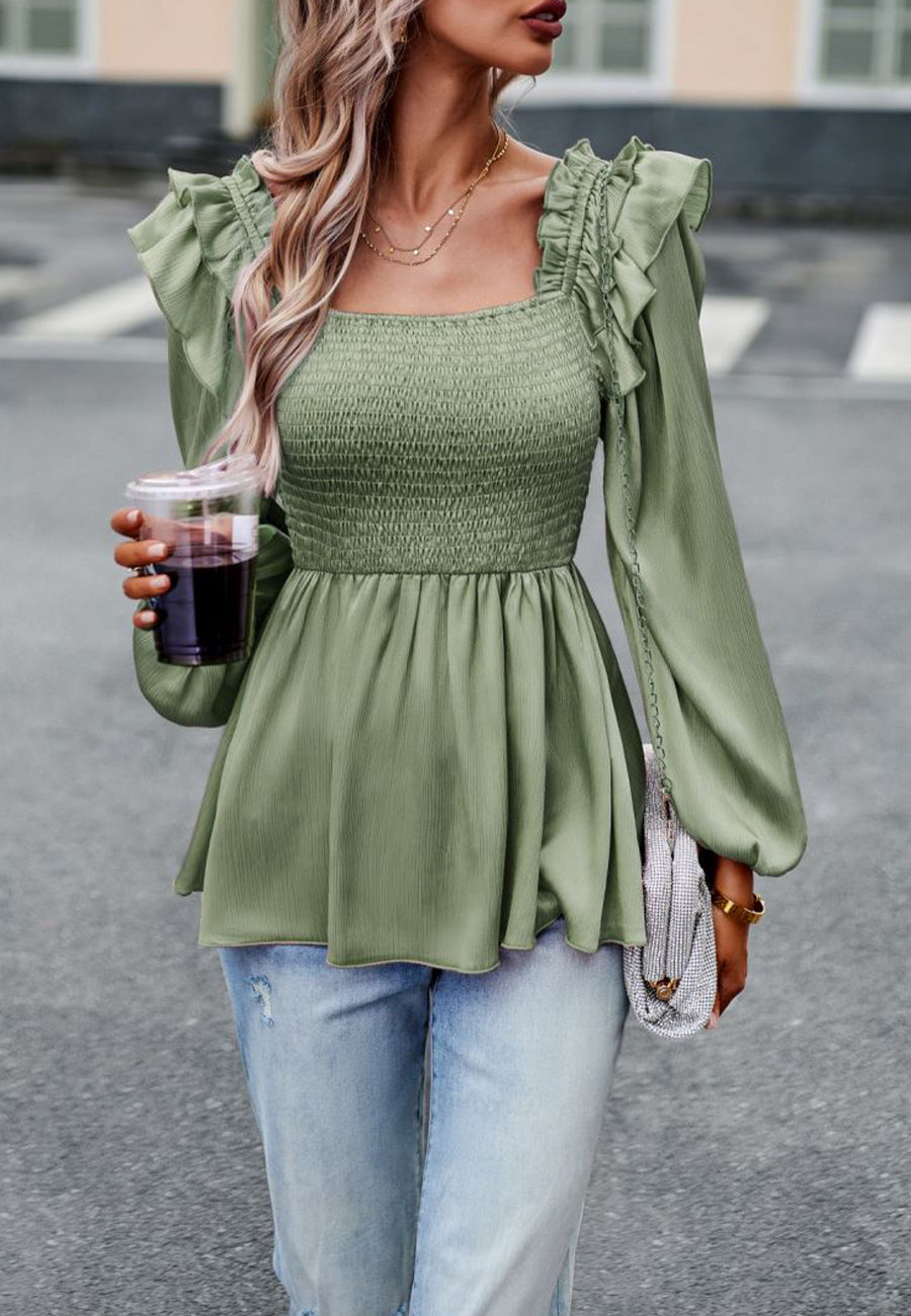 Blusa peplum con hombros con volantes