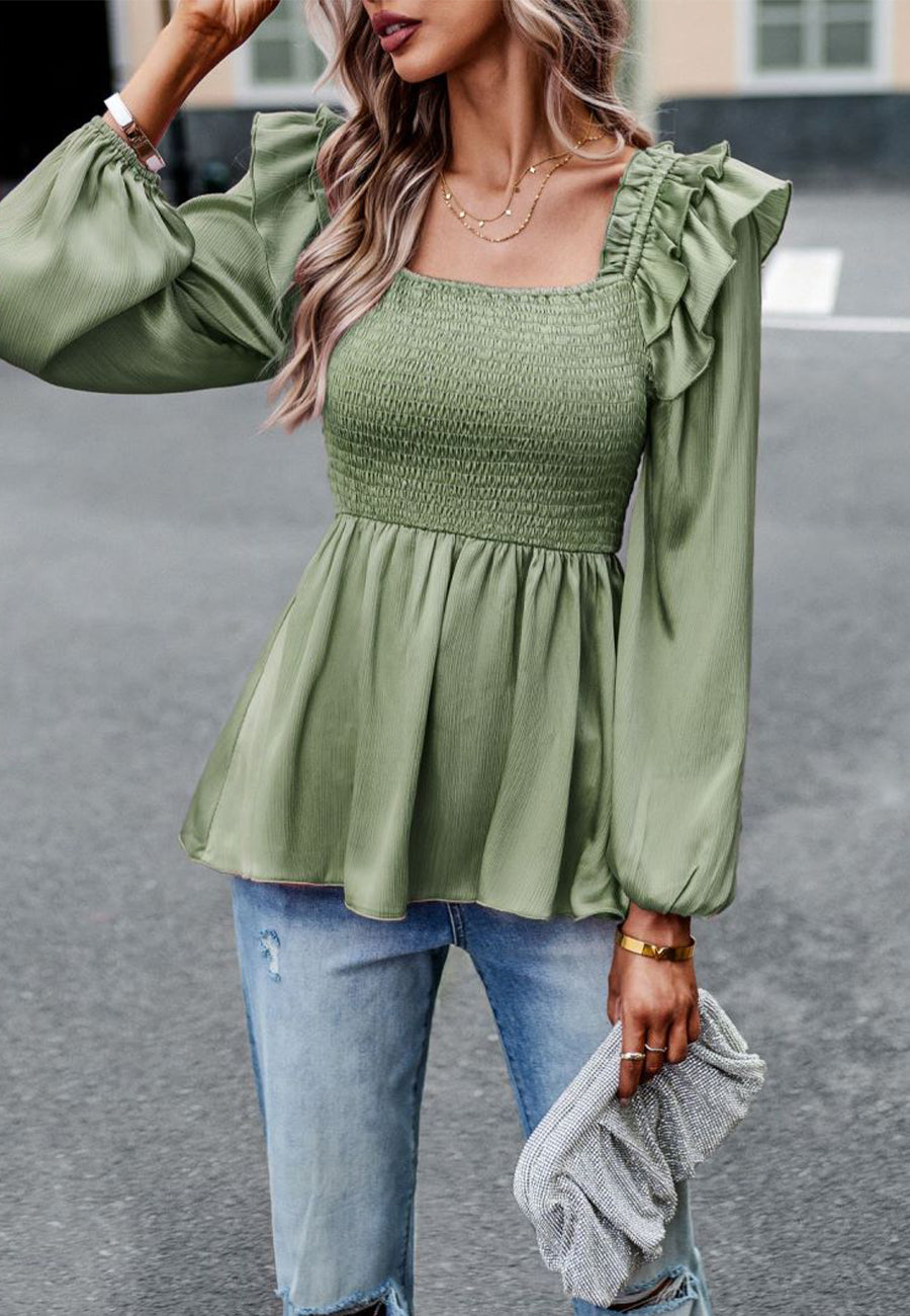 Blusa peplum con hombros con volantes