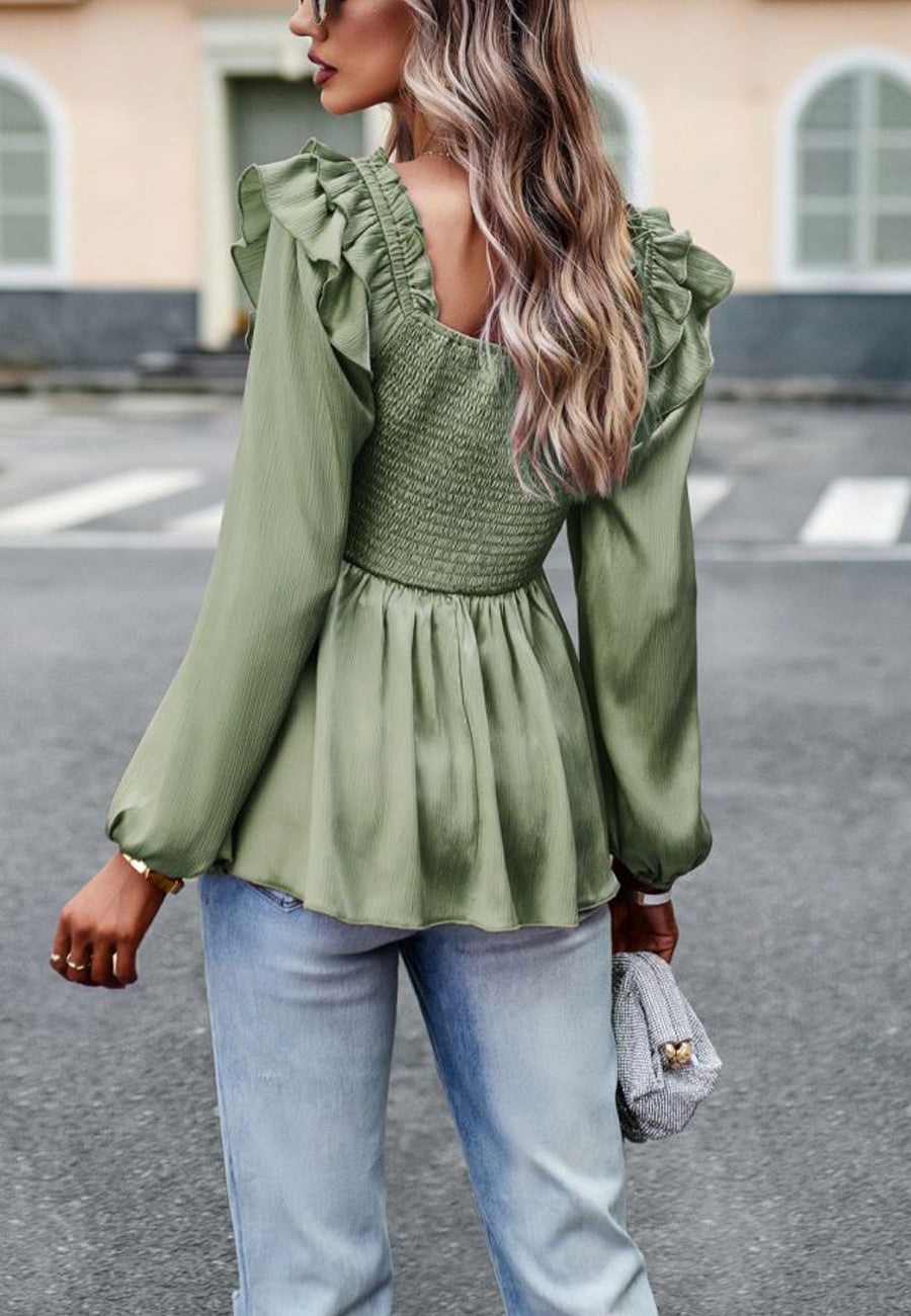 Blusa peplum con hombros con volantes