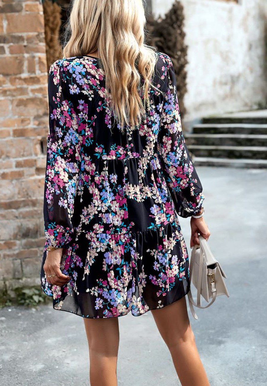 Vestido con cuello fruncido y estampado floral