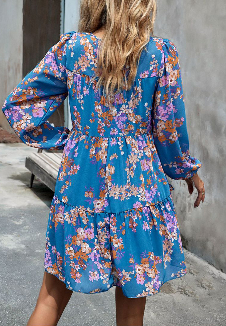 Vestido con cuello fruncido y estampado floral