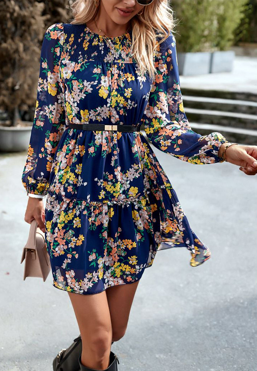 Vestido con cuello fruncido y estampado floral