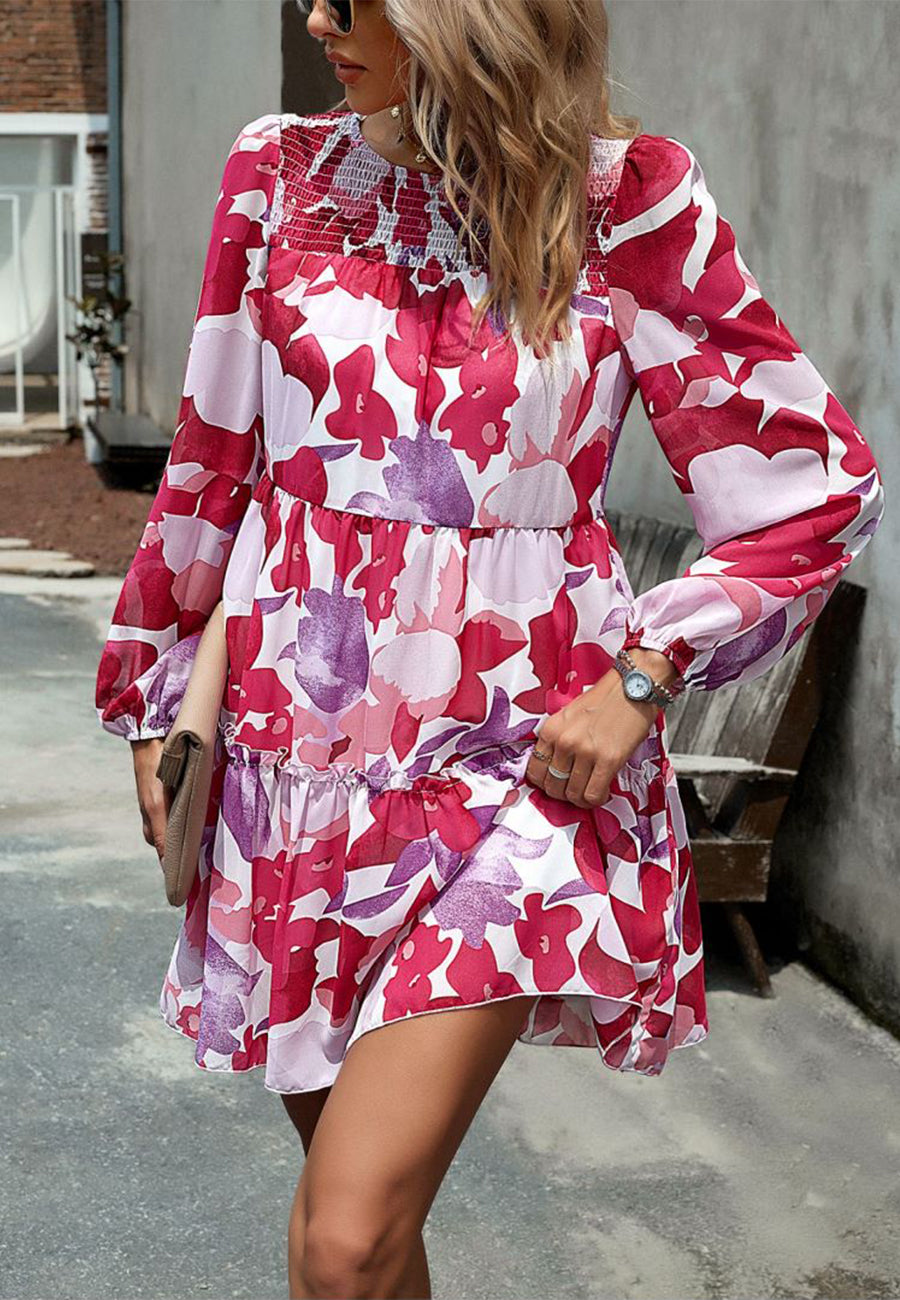 Vestido con cuello fruncido y estampado floral