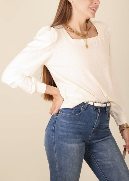 Blusa plisada con escote cuadrado y hombros descubiertos