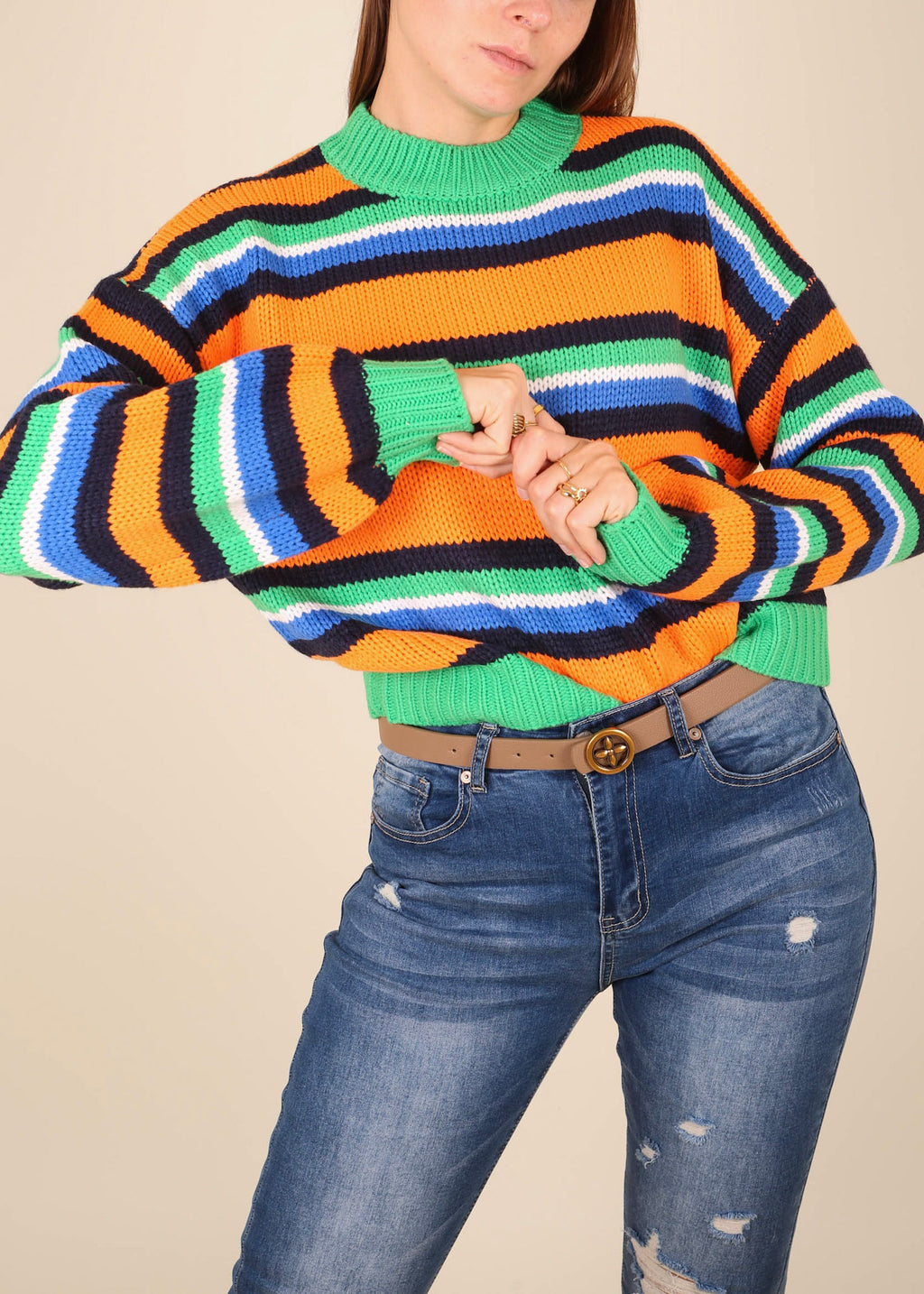 Suéter retro de rayas con cuello redondo
