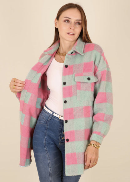 Plaid Pattern Curved Hem Shacket
