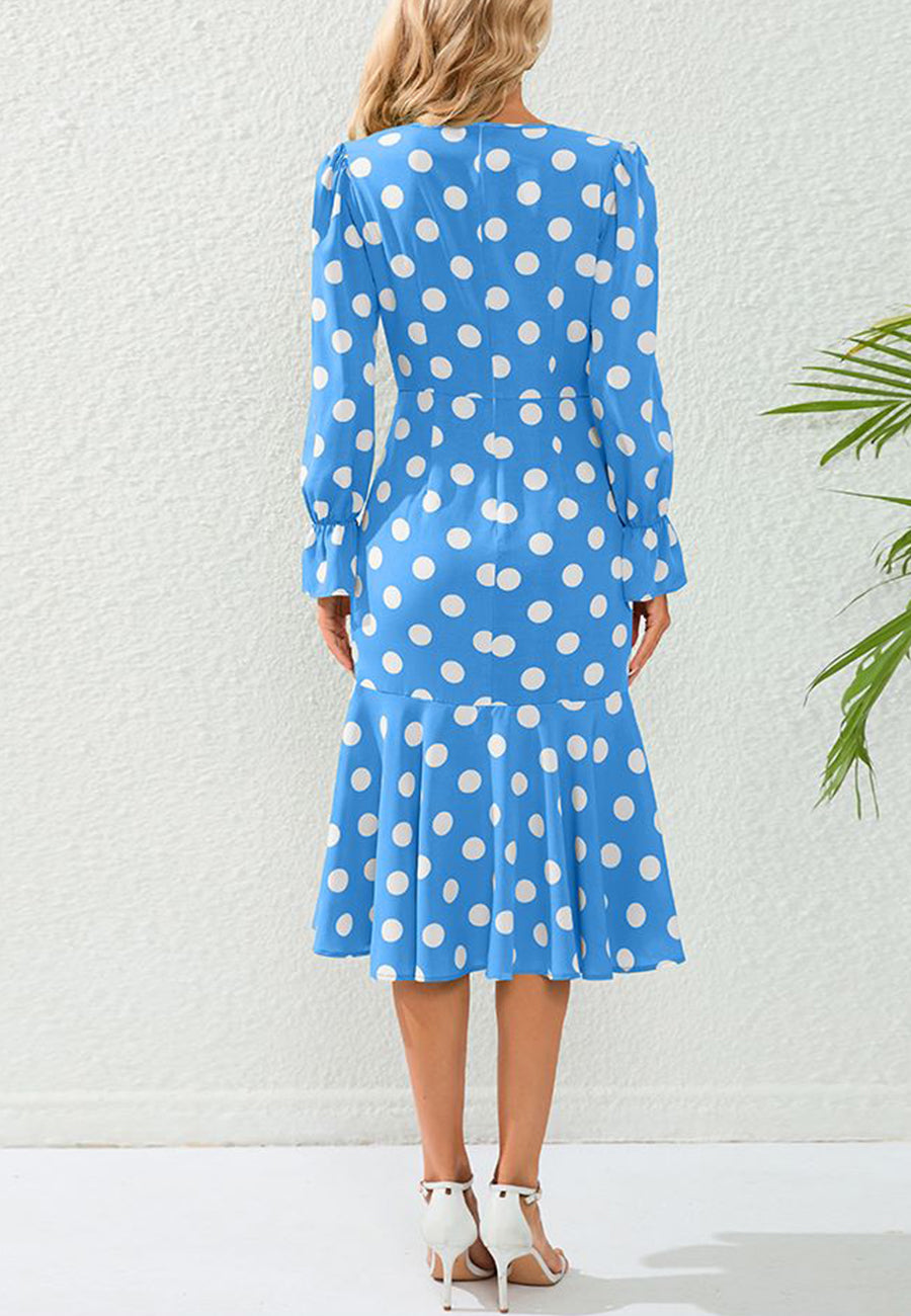 Vestido fruncido con estampado de lunares