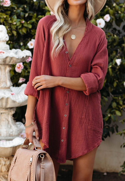 Blusa con botones y bolsillos laterales dobles