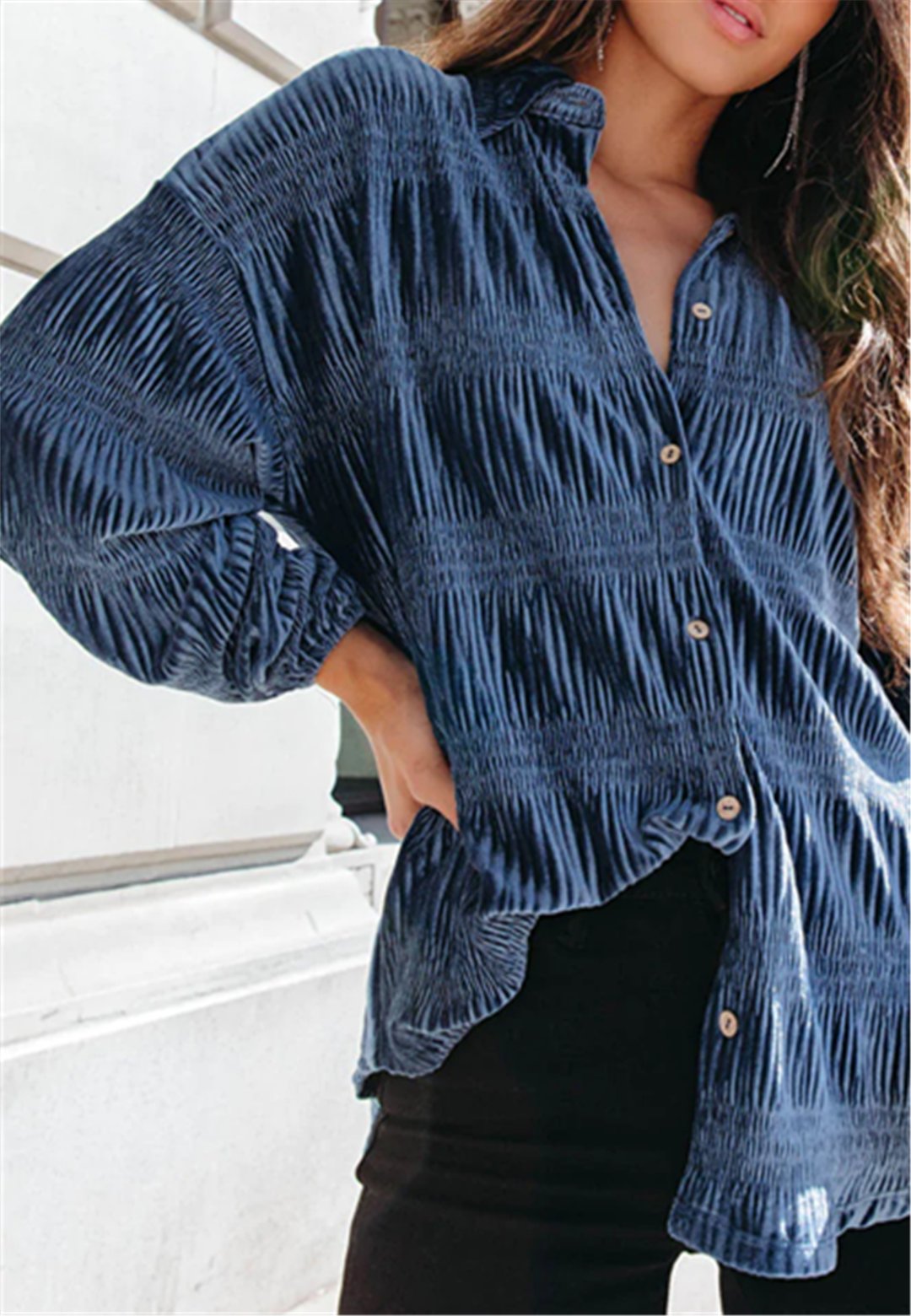 Blusa con botones y mangas globo