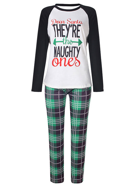 Conjunto de camiseta de béisbol y pantalón a cuadros
