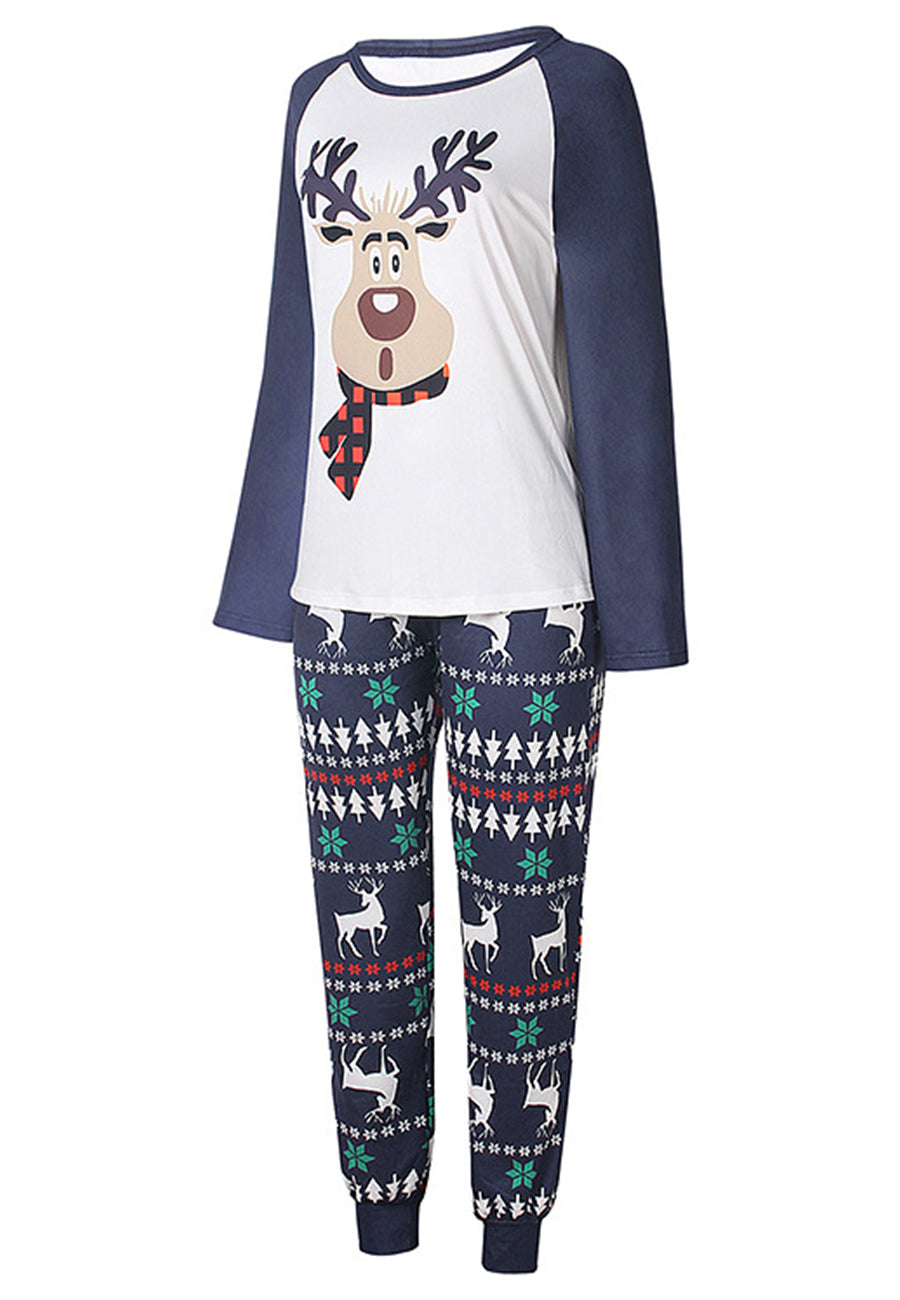 Pijama con diseño de renos