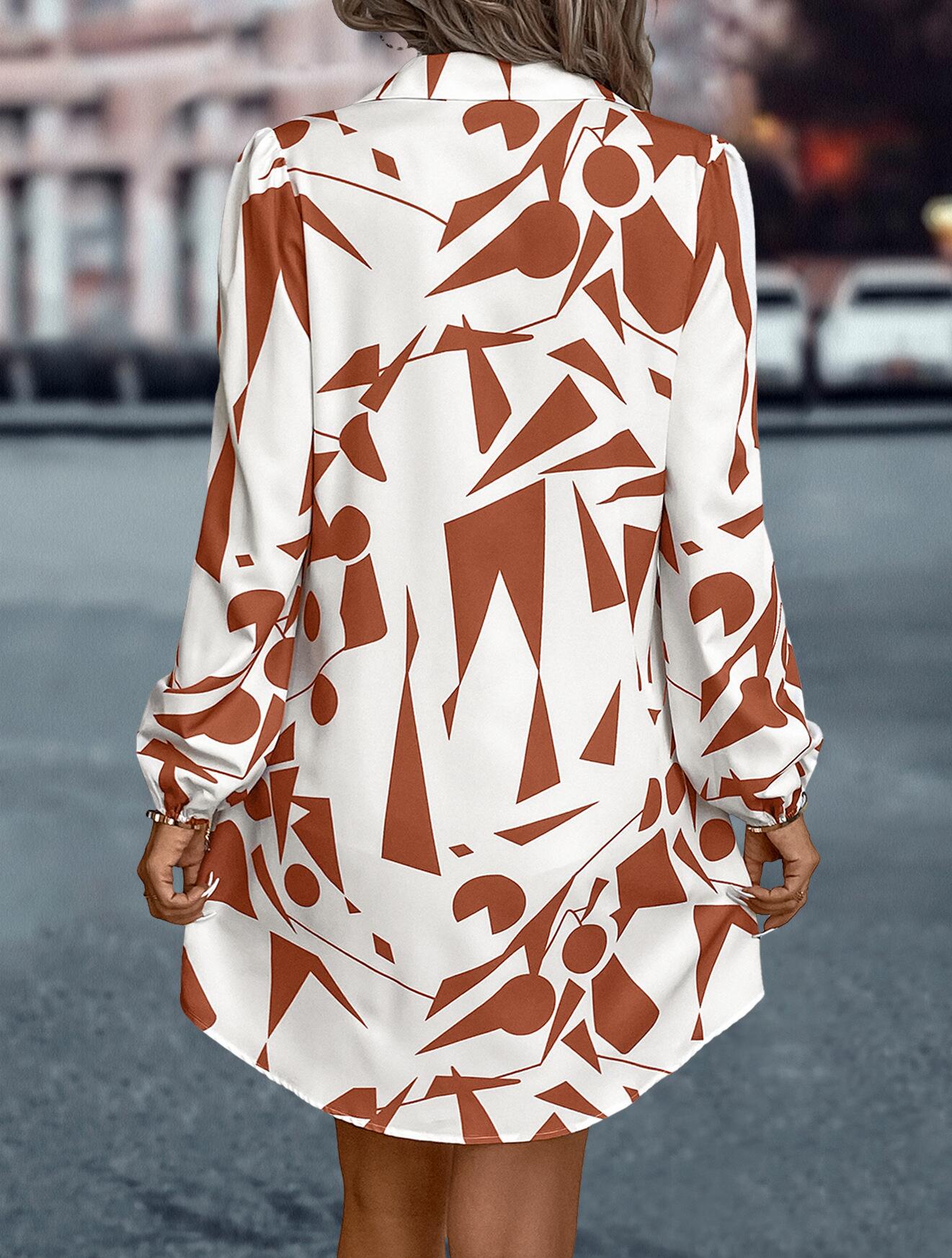 Vestido camisero con botones y estampado abstracto