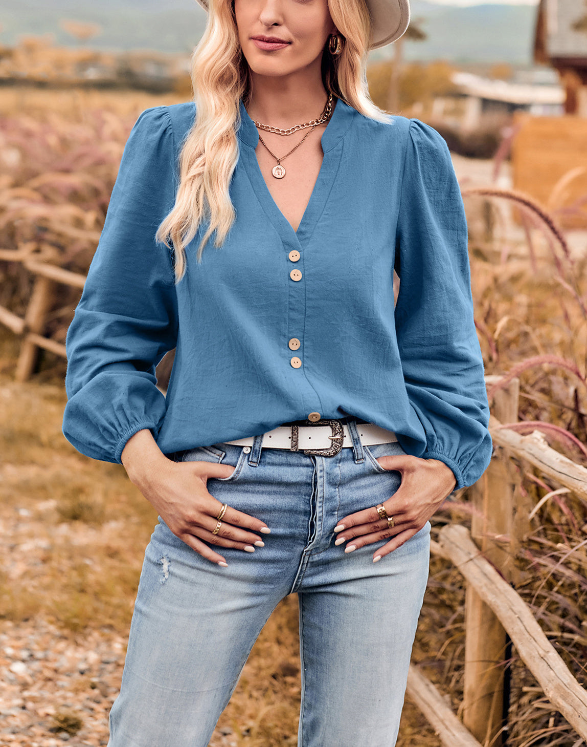Blusa con detalle de doble botón