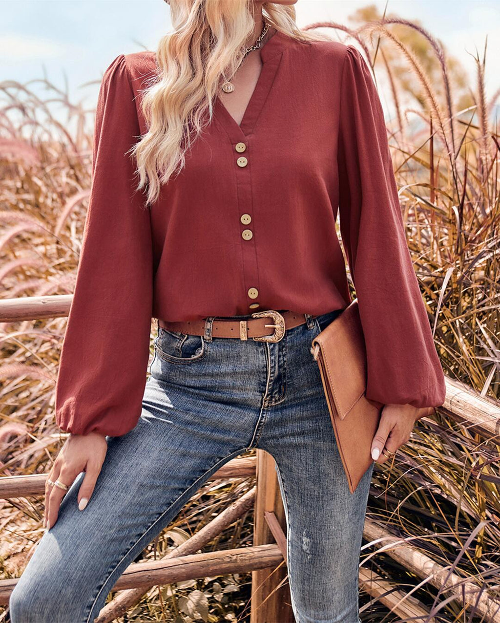 Blusa con detalle de doble botón