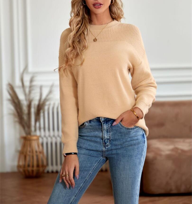 Texture Detailed Crew Neck Sweater