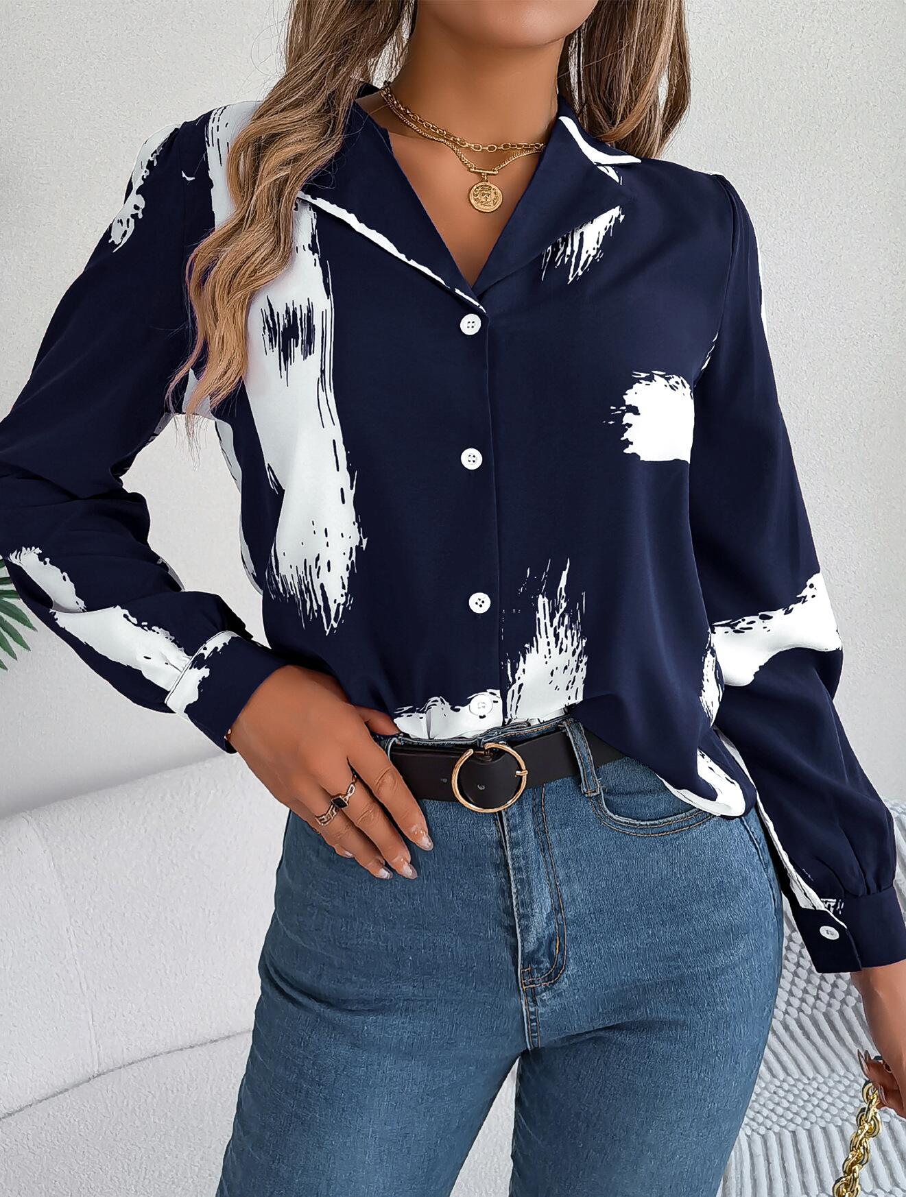 Camisa con cuello abotonado y estampado de pincel
