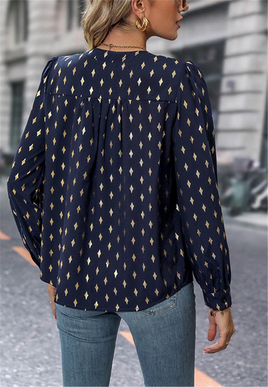 Blusa de manga larga con estampado brillante