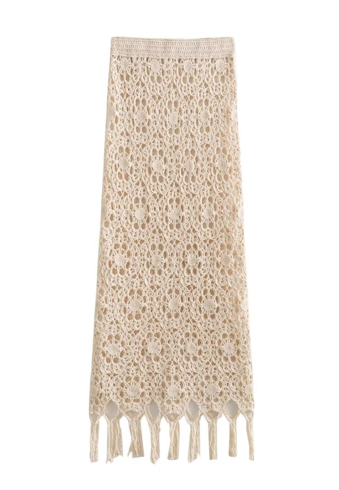 Falda de crochet con dobladillo con borlas