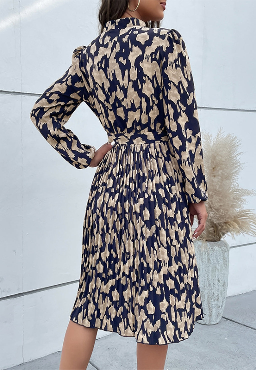 Abstract Print Stand Collar Dress