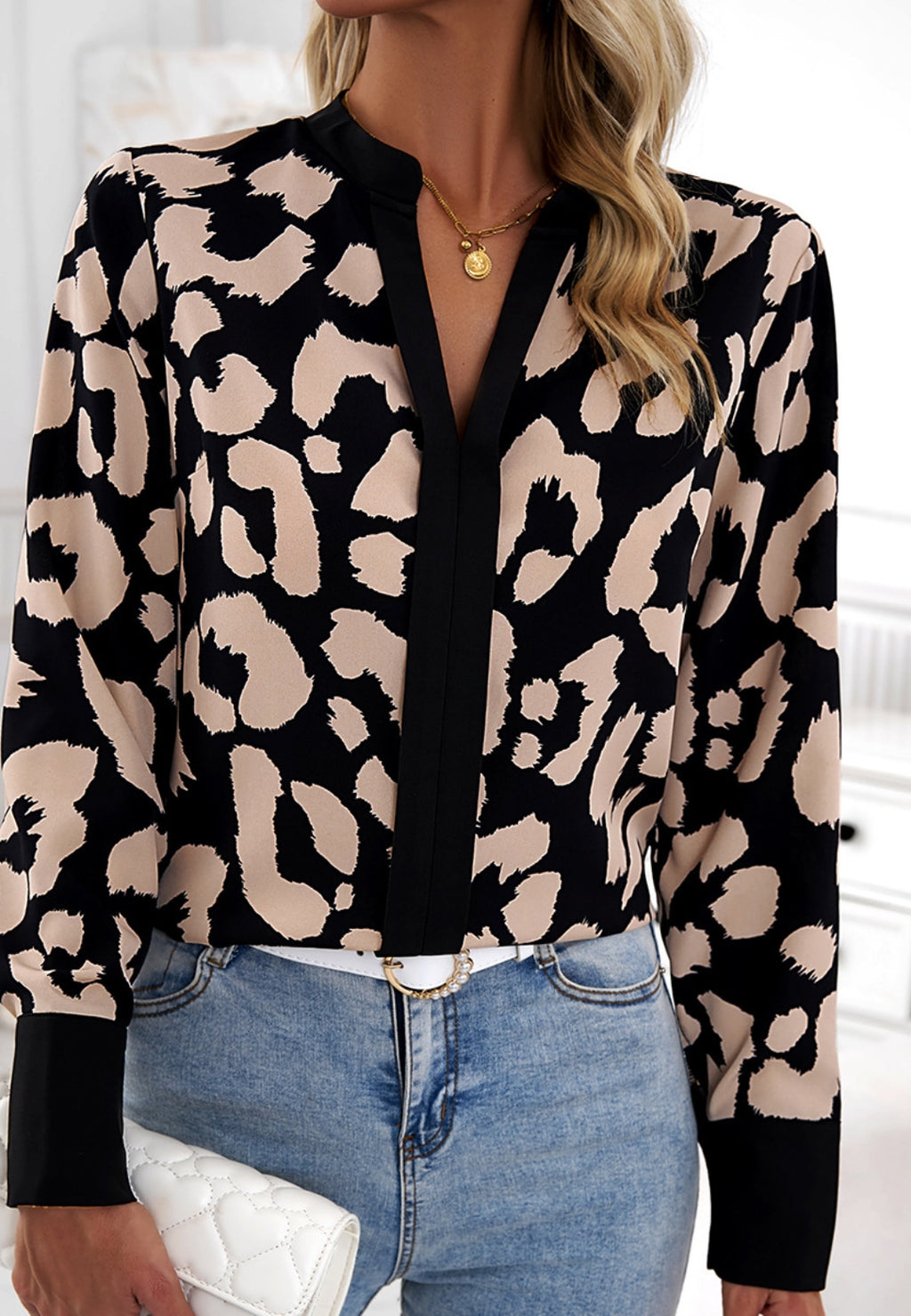 Blusa de cuello mandarín con estampado de leopardo