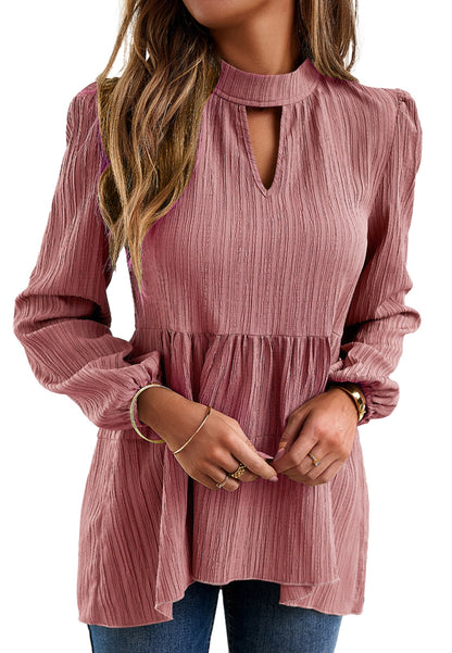 Top de cuello alto con abertura frontal en color liso