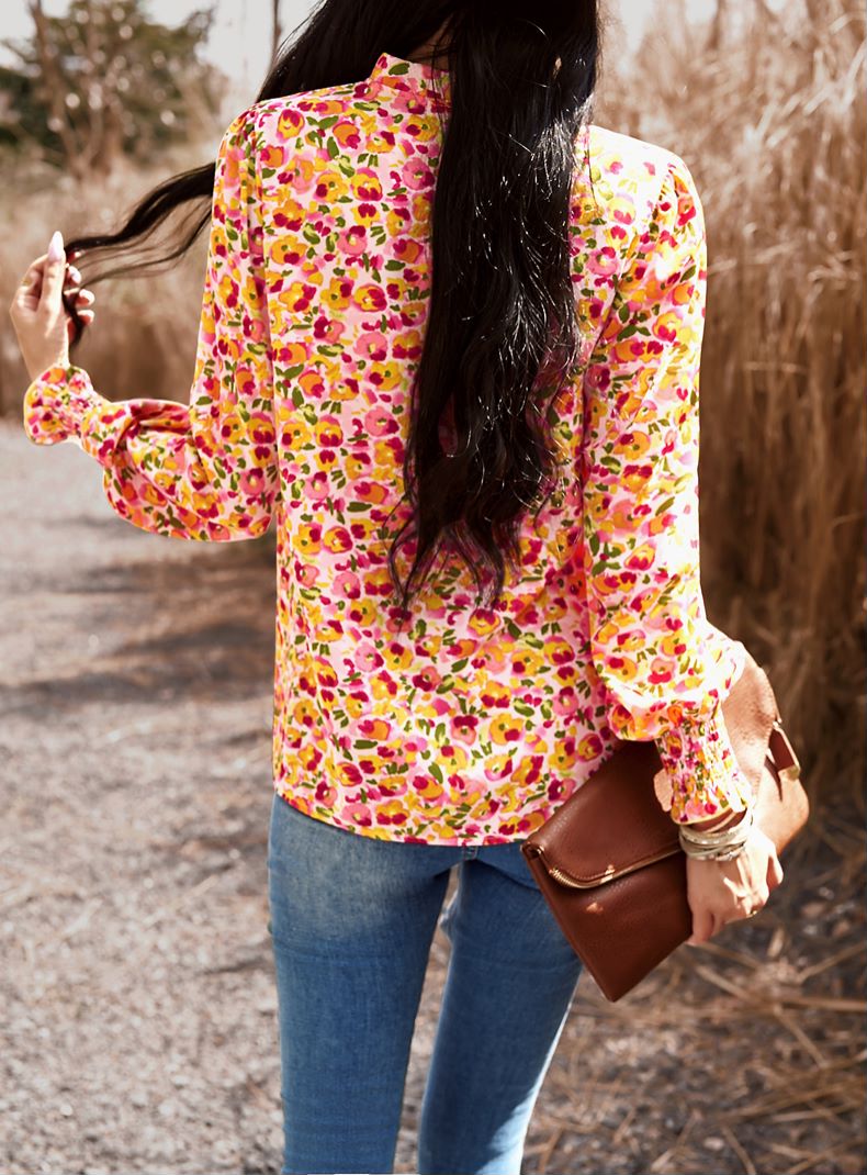 Blusa de manga larga con puños fruncidos