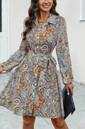 Vestido camisero con botones y estampado de cachemira