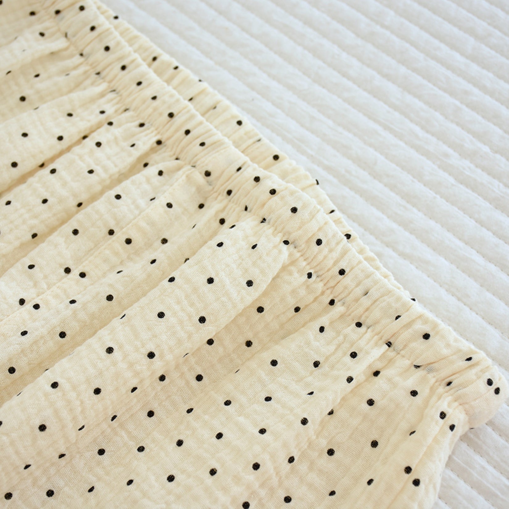 Coordenadas del salón con estampado de puntos