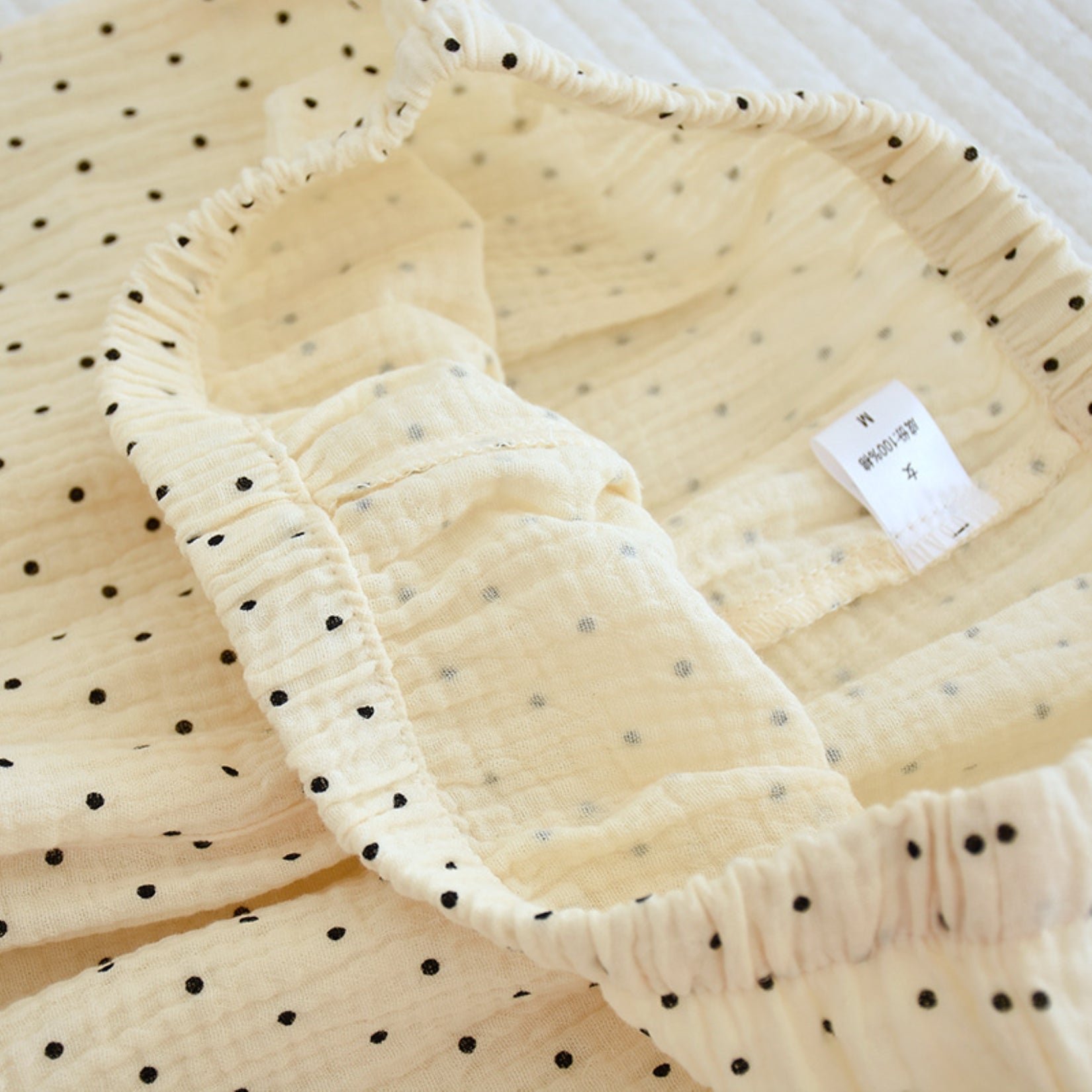 Coordenadas del salón con estampado de puntos