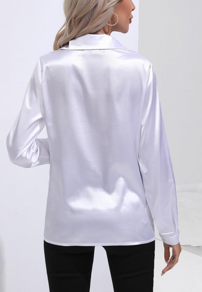 Camisa de satén con cuello abotonado