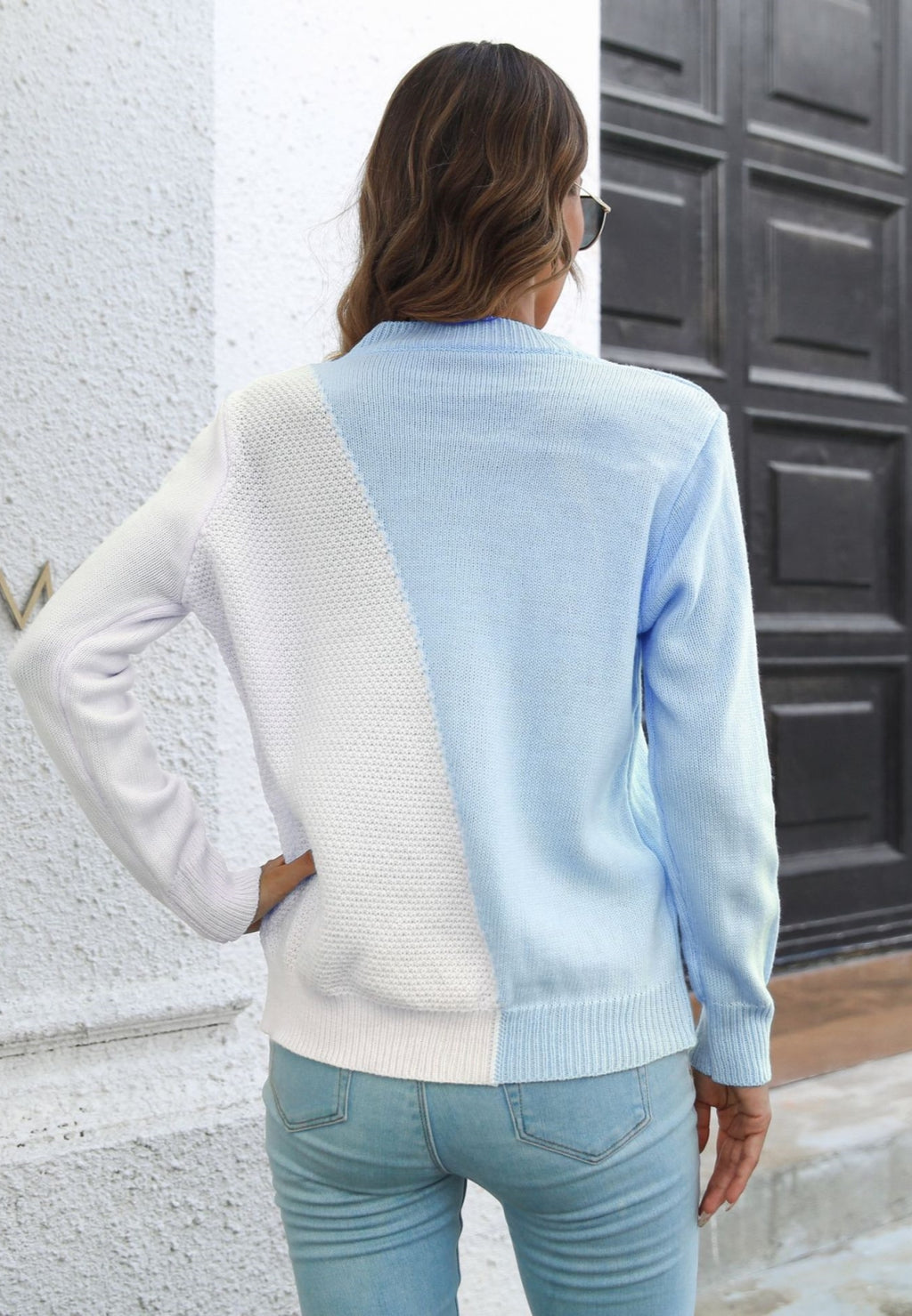 Round Neck Two Tone Mixed Knit Sweater