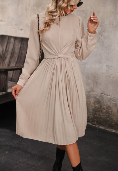 Keyhole Front Twist Waist Pleated Dress