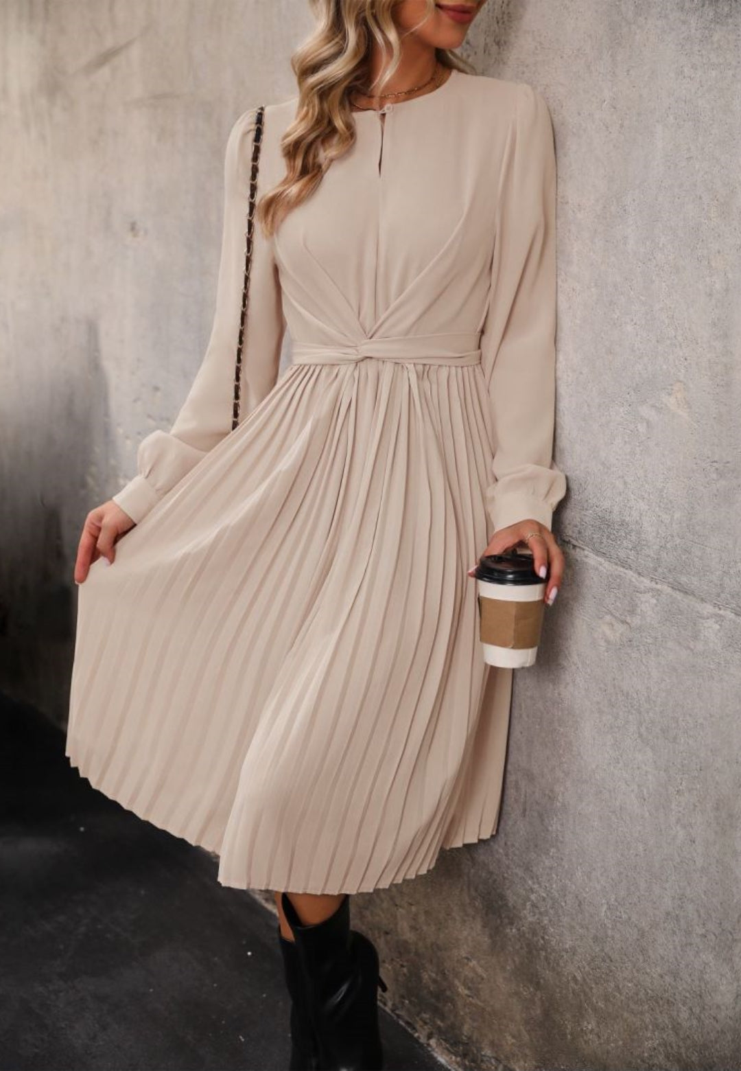 Keyhole Front Twist Waist Pleated Dress