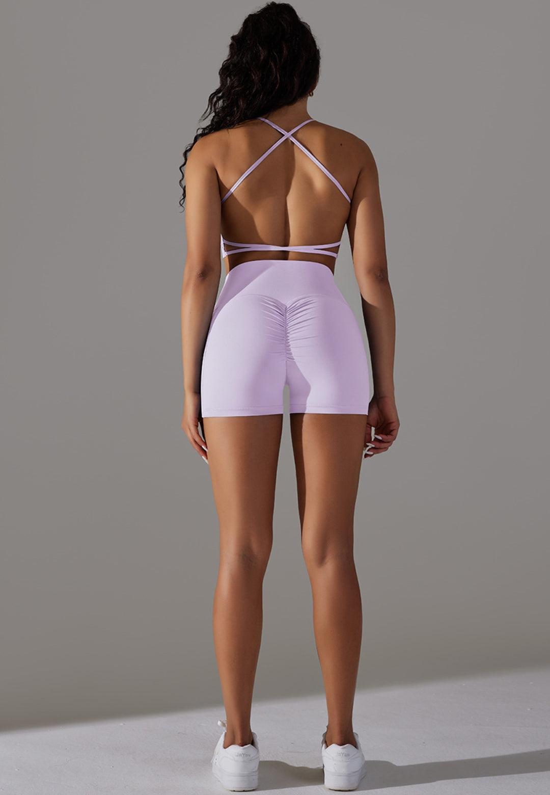 Conjunto deportivo sin espalda en color liso