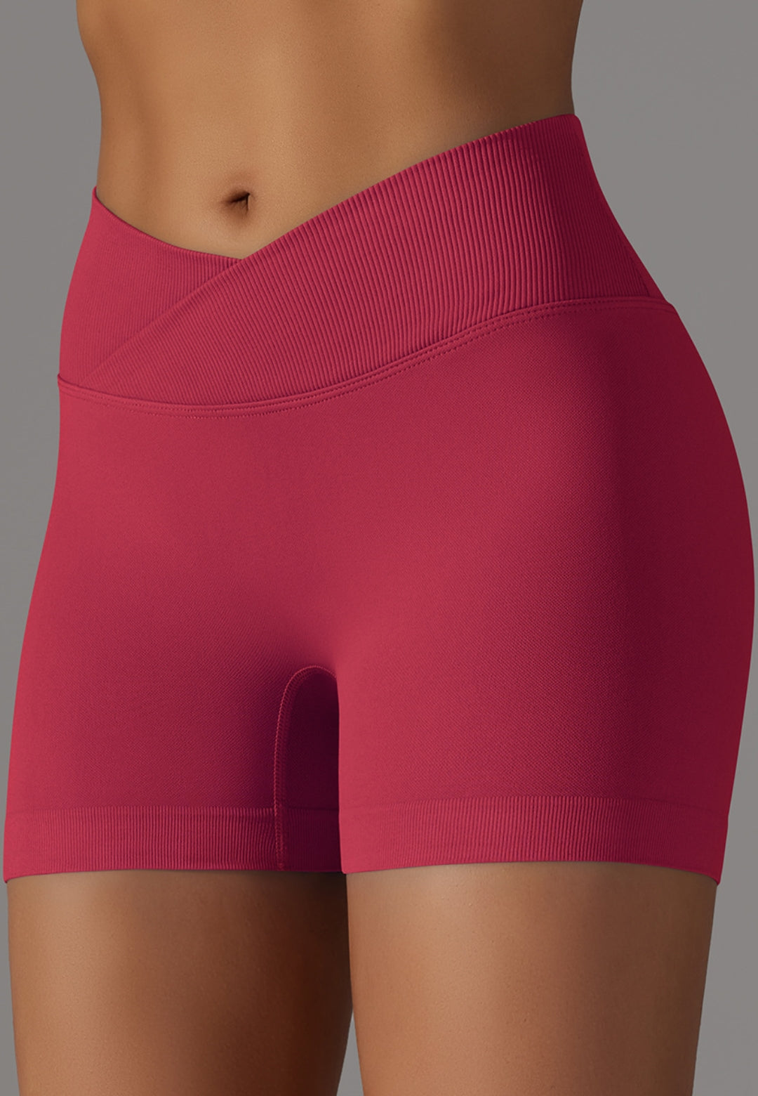 Pantalones cortos con cintura en V y canalé superpuesto