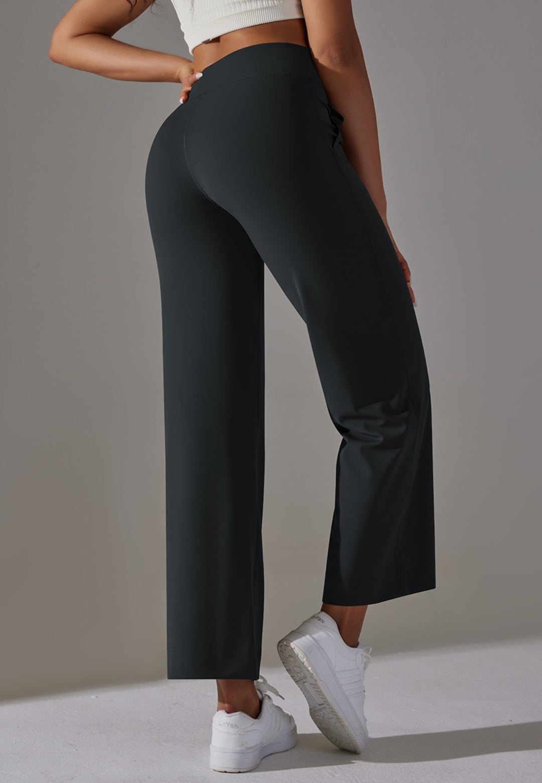 Pantalones de pierna recta con lazo en la cintura