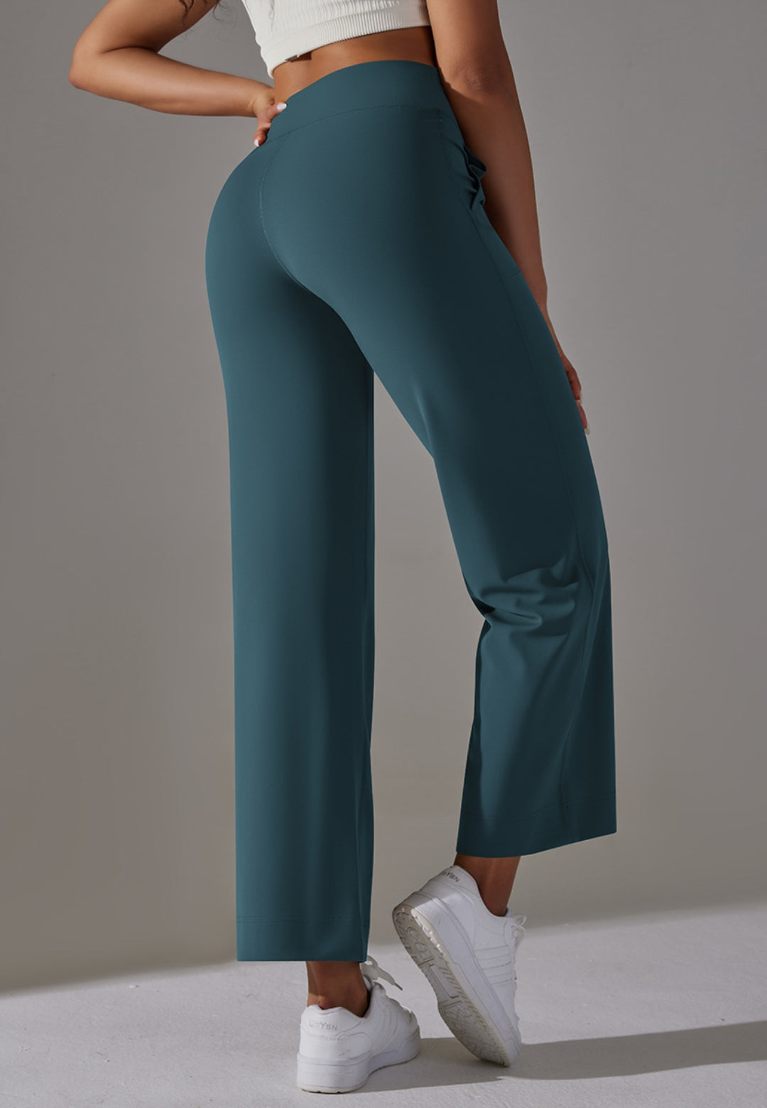 Pantalones de pierna recta con lazo en la cintura